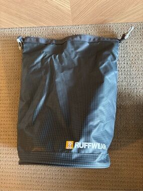 NWOT Ruffwear Kibble Bag 10 L